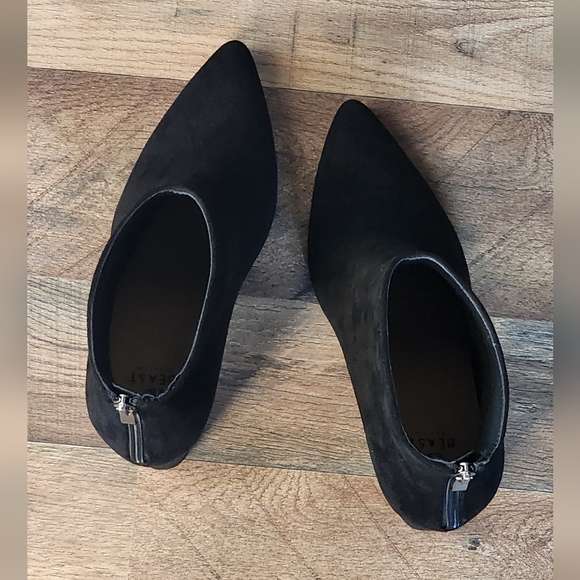 Black Booties with Block Heel | Beast Fashion - Picture 4 of 7